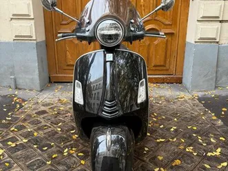 vespa 300 gts super tech