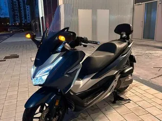 ② honda forza 300 - à saisir ️