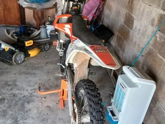 vend 125 ktm année 2017