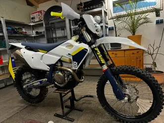 husqvarna fe 350 modell 2025 akrapovic 48bh