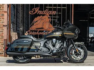 indian challenger dark horse 112 | black/championship gold