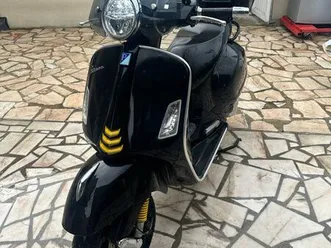 vespa 300 gts
