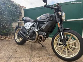 ducati scrambler 800 café racer – 2018 – seulement 704 km