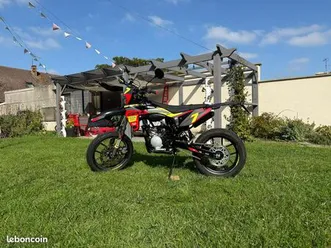 sherco 50 sm - 2022 (débridée) - 5000 km - excellent état