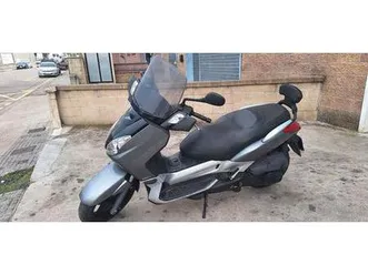 yamaha - xmax