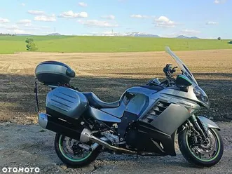 kawasaki gtr