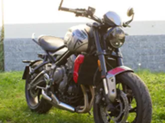 triumph trident 660