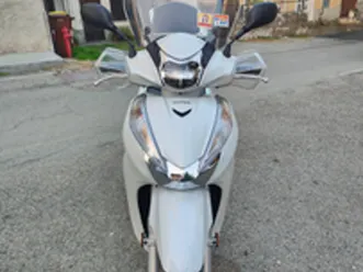 scooter honda sh 300i