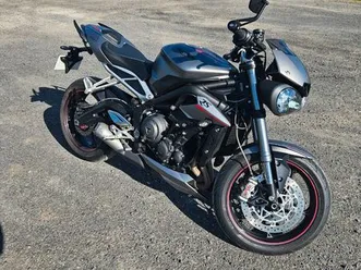 triumph street triple 765 rs