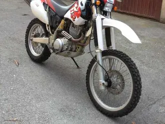 yamaha tt 600 enduro rosso