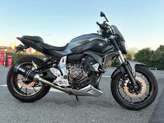 mt07 moto yamaha