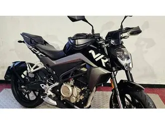 vendo cfmoto 300nk (2021 - 25) usata a rosta (codice 9872033) - moto.it