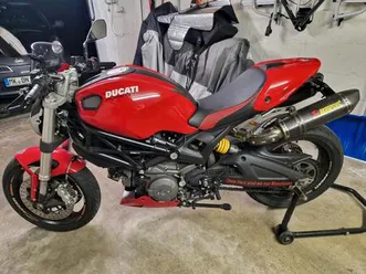ducati monster 696 abs