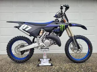 2022 yamaha yz 125 monster edition