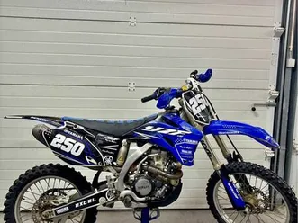 yamaha yzf 250. coimbra (sé nova, santa cruz, almedina e são bartolomeu)