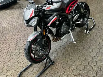 triumph street triple 765r *low*