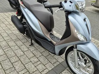 piaggio medley 125 . 2022r tychów stary
