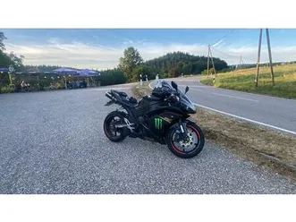 schöne yamaha r1