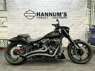 2016 harley-davidson® cvo™ pro street breakout® starfire black fxse