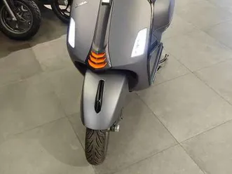 vespa gts super sport