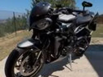 triumph street triple 765 r