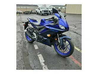2023 yamaha r3