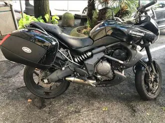 kawasaki versys 650 nero