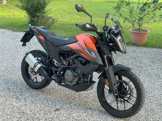 ktm 390 adventure arancione