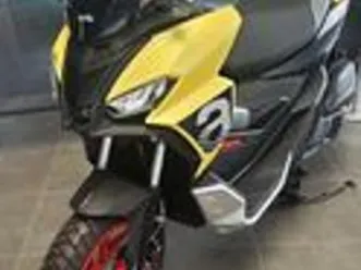 aprilia sr gt 125 sport