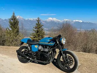 triumph thruxton 900 efi caferacer raisch umbau bonneville