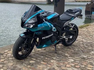 cbr 600 rr pc40