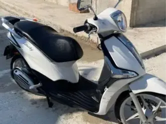scooter 50 piaggio liberty blanc 1ère main