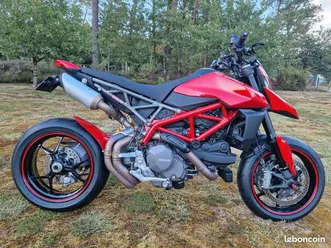 ducati hypermotard 950