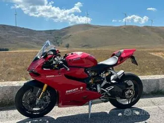 ducati panigale 1199 s abs