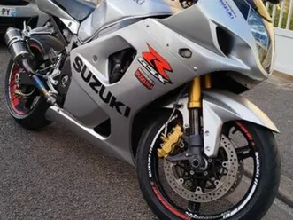 suzuki gsxr 1000, 2004 en excellent état