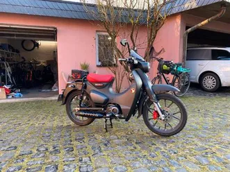 honda super cub 125 / viel umgebaut