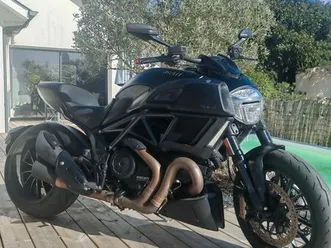 ducati diavel full black