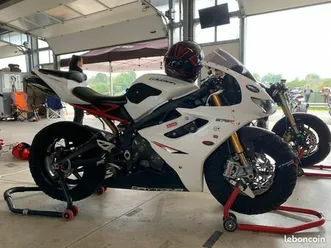 daytona 675 r triumph