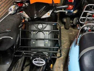 ② 2 x sym xpro delivery klasse b