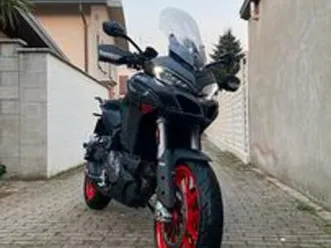 multistrada v2s travel