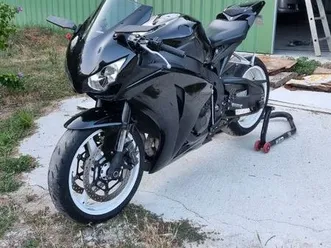 honda cbr 1000rr