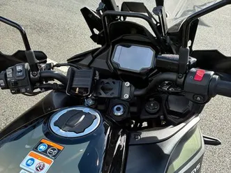 kawasaki versus 650 grand tourer