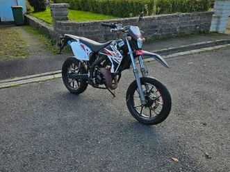 moto rieju mrt 50 cc