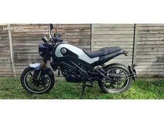 moto benelli 125 leoncino