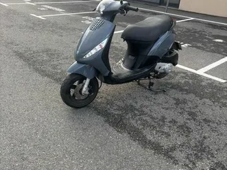 ? scooter piaggio zip 4t