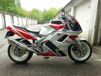 yamaha fzr 1000