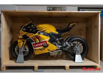 ducati panigale v4 bagnaia 2023 world champion replica giallo