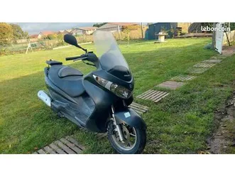 scooter 125 suzuki burgman
