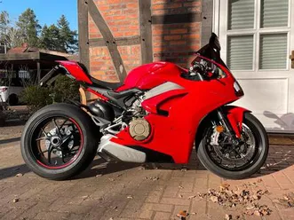 ducati panigale v4
