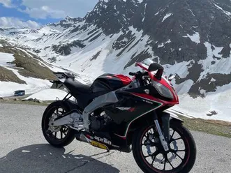 aprilia rs4 125